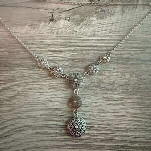 Silver Pendant Necklace